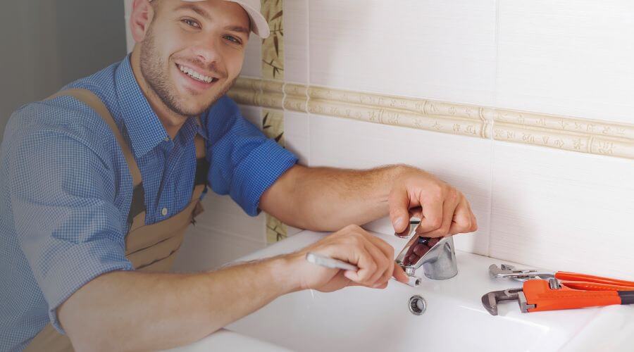 Handle or spout repair in Bates City, MO